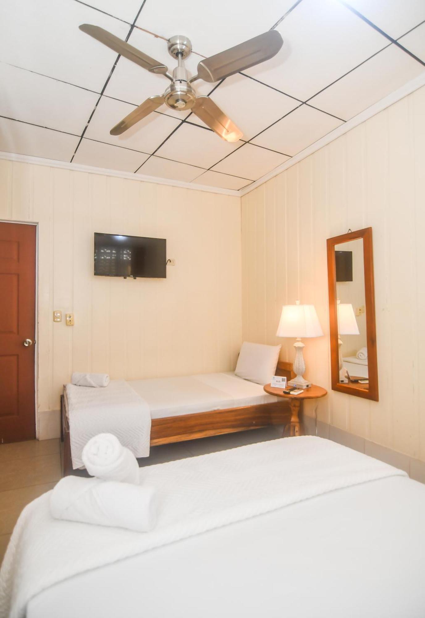 Gran Hotel Chorotega Puntarenas Bagian luar foto